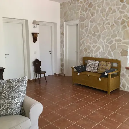 Elena Valle D'itria Ferienhaus *